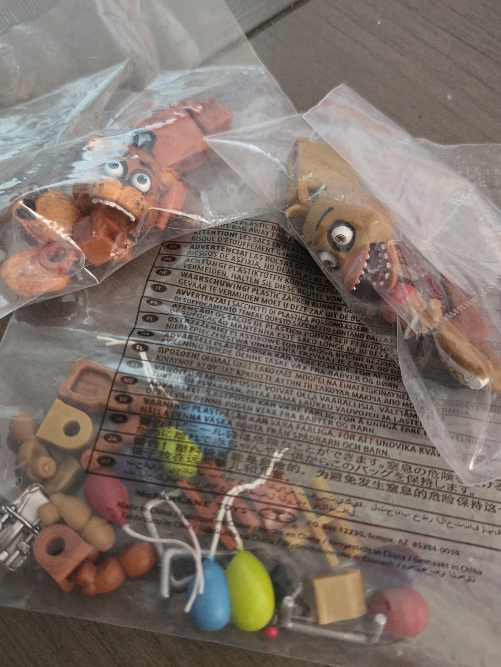 Five Nights at Freddy's Mini Figure Accessories - Brown and Tan Animatronics